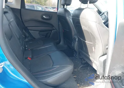 2018 Jeep Compass Trailhawk 4X4 z USA, uszkodzony, nr VIN 3C4NJDDB5JT299382